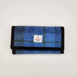NWOT Harris Tweed Zip Trifold Wallet Blue and Green Plaid Wool Outer Hebrides